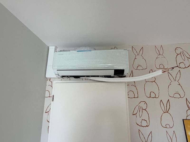 Installation d’une pompe à chaleur air/air multi-split Samsung pour climatiser des combles à Montivilliers (76290)