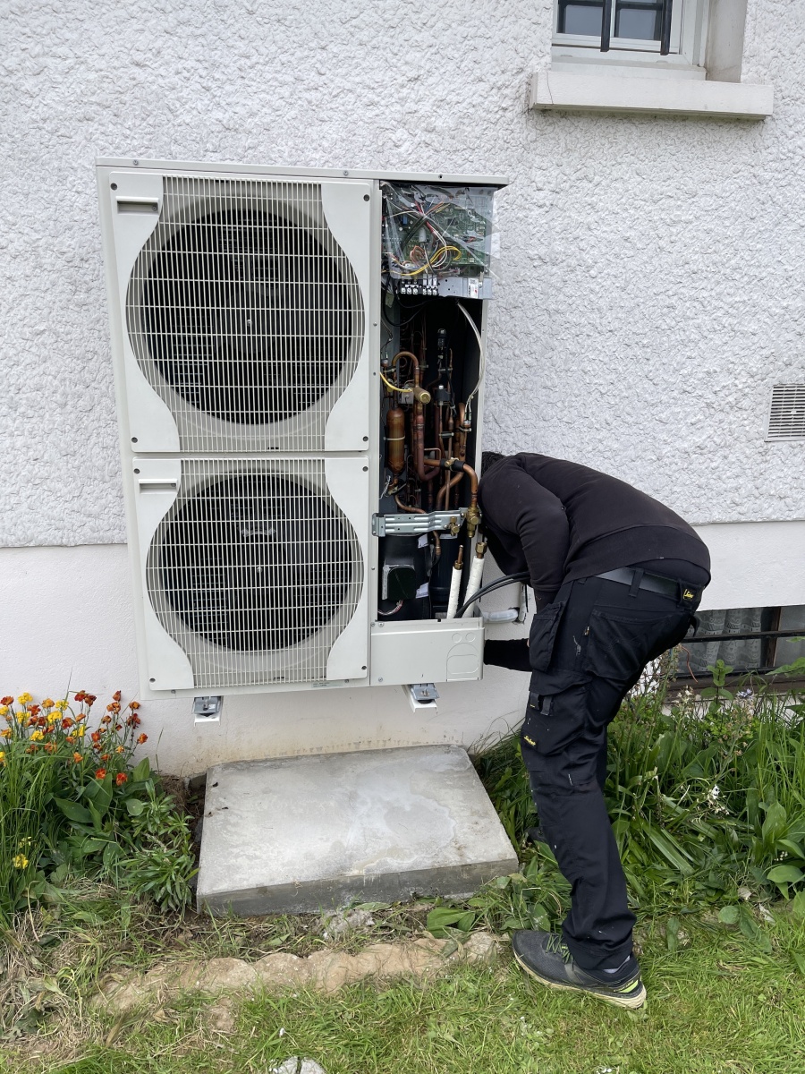 Qui appeler sur Le Havre 76 pour l'installation d'une pompe à chaleur air/eau