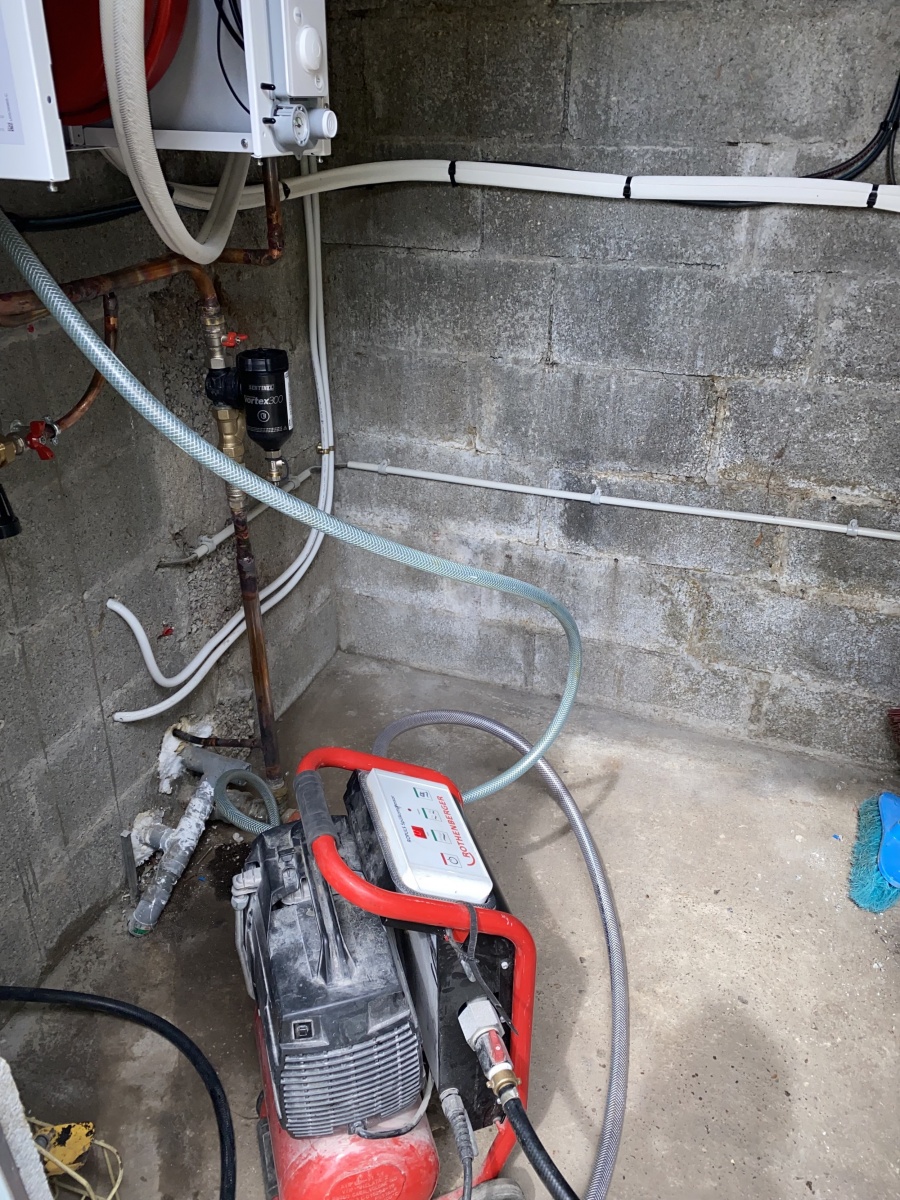 Combien coute l'installation d'une pompe à chaleur air/eau sur le secteur de Cauville sur Mer 76 ?